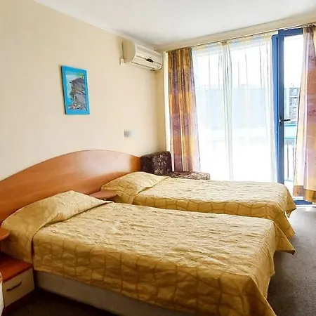 Hotel Pliska 3*