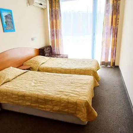 Hotel Pliska 3*