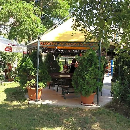 Pliska מלון